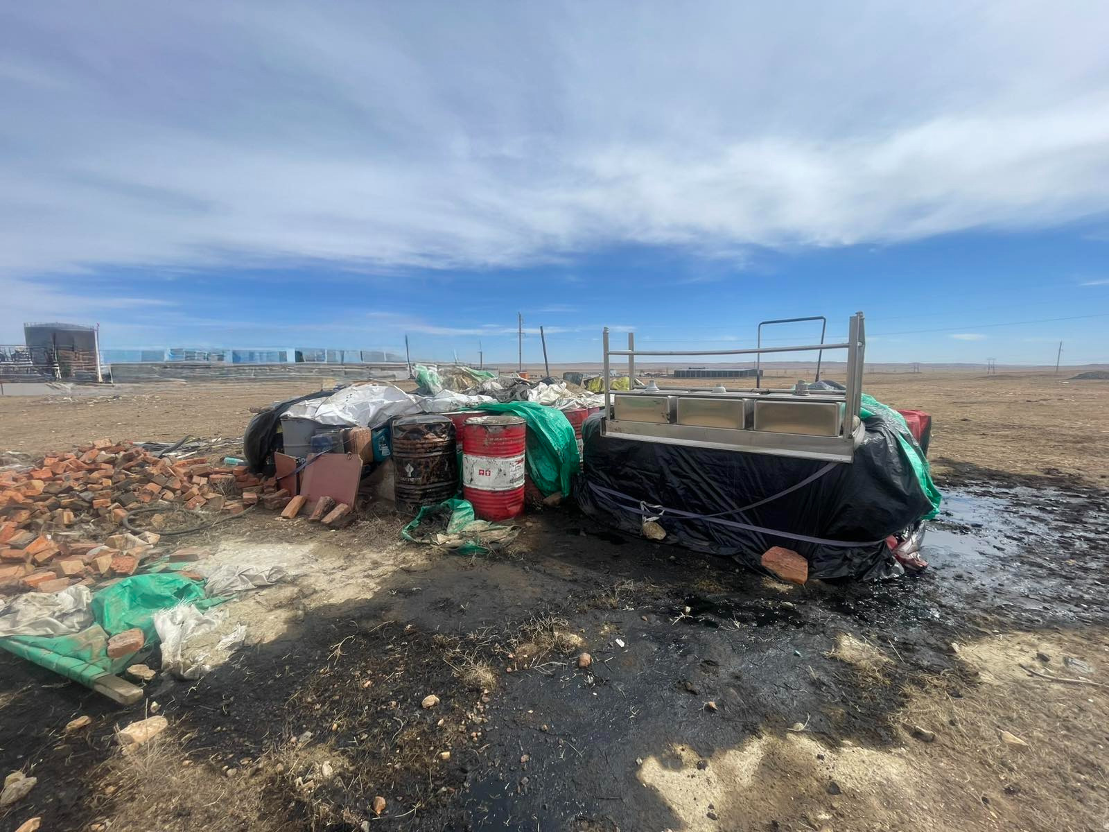 Аюултай хог хаягдлыг зориулалтын бус газарт хаясан асуудлыг Цагдаагийн байгууллагад шилжүүллээ